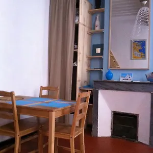 Adoramaar- Les , Marseille France